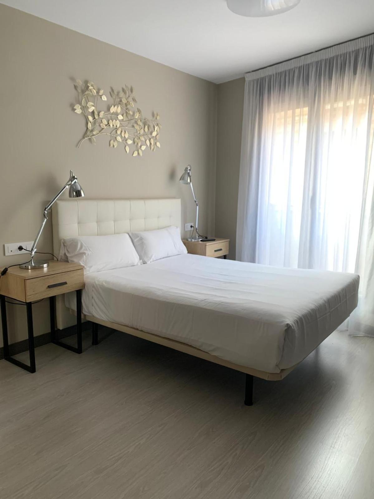 Eh - Apartamentos Heroismo Zaragoza Buitenkant foto