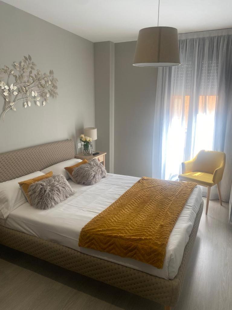 Eh - Apartamentos Heroismo Zaragoza Buitenkant foto